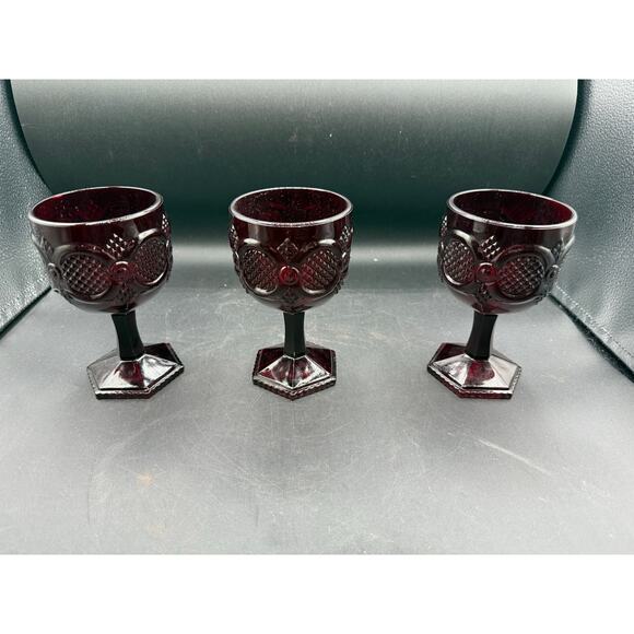 Vintage Avon Ruby Red 1876 Cape Cod 3 Wine Goblets w/Matching Decanter - Picture 4 of 8